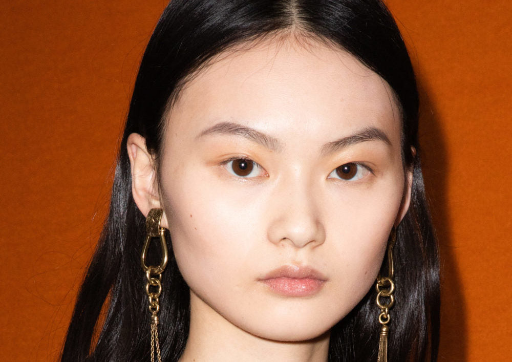 5 Holy Grail Ingredients Dermatologists Swear By For Radiant Skin - A1