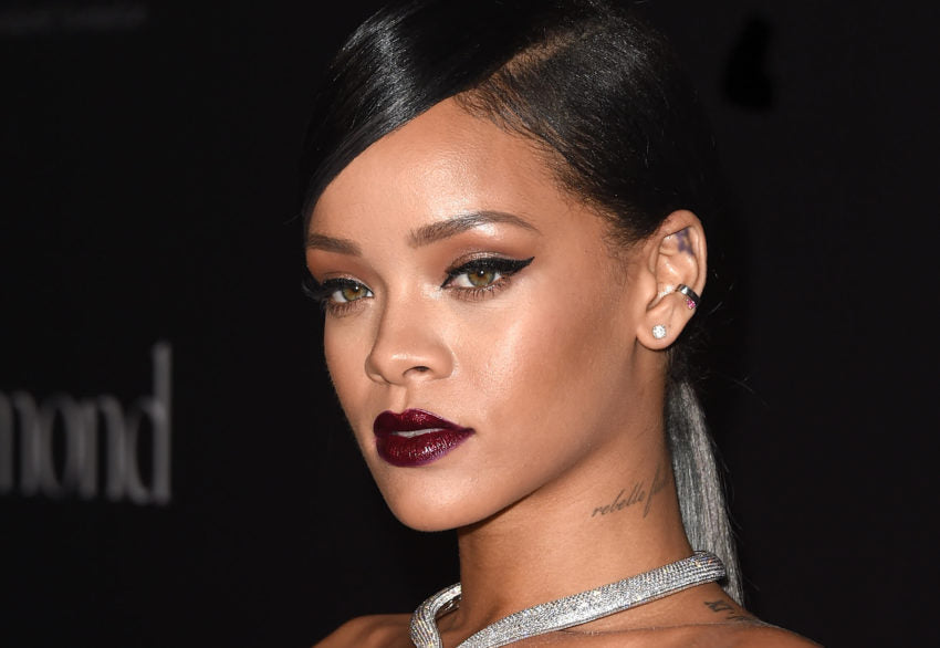 How To Apply Eyeliner Like A Pro – The Insider Tips - A1