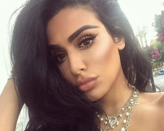 How To Fake The Ultimate Golden Vacay Glow - A1