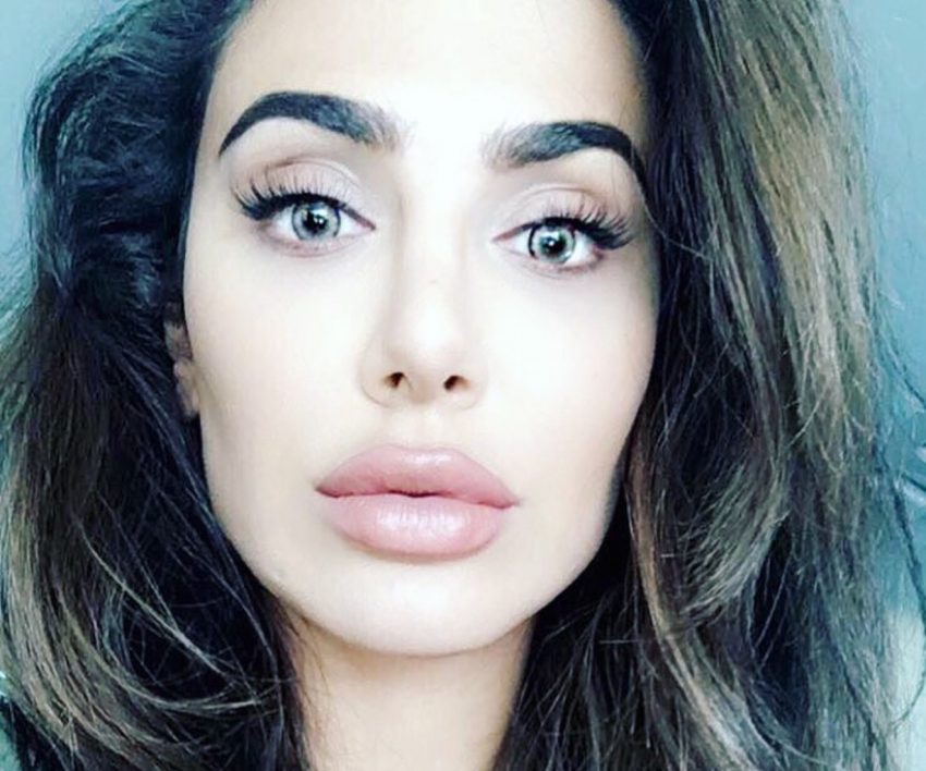 My Angelina Jolie Inspired Makeup Tutorial! - A1