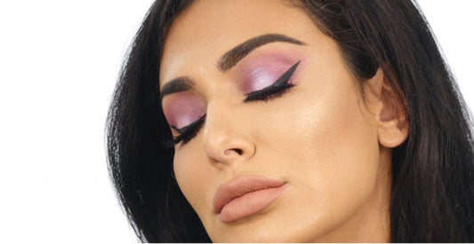 How To: My Signature Eyeliner Look - A1