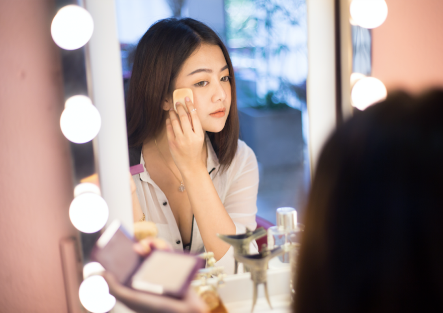 5 Beauty Organizers Under $30 Every Beauty Lover Needs - A1