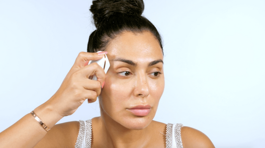 This Insane Beauty Tool Gives You Cheekbones In 4 Minutes - A1
