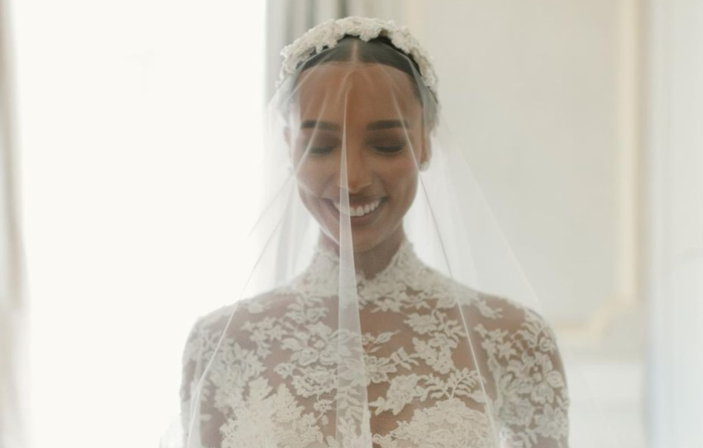 15 Epic Wedding Day Makeup Tips From Iconic MUA, Mario Dedivanovic - A1