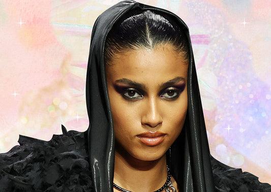 This Versace-Approved Eyeshadow Trend Radiates Sex Appeal - A1