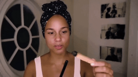 6 Weird Nighttime Beauty Rituals Celebs Do Daily - A1