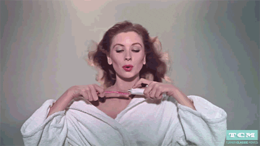 Does Toothpaste On Your Pimples Actually Work? We Tried It... - A1
