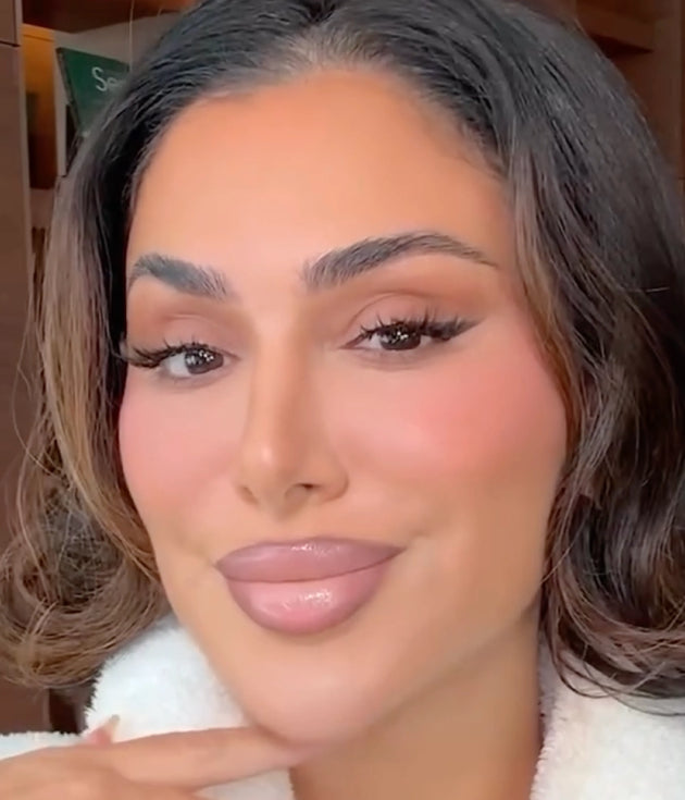 Flirty Brown Lip Kit on Huda