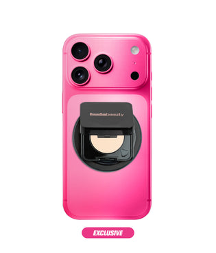 Easy Bake Pressed Powder Phone Grip - POUND CAKE- Packshot