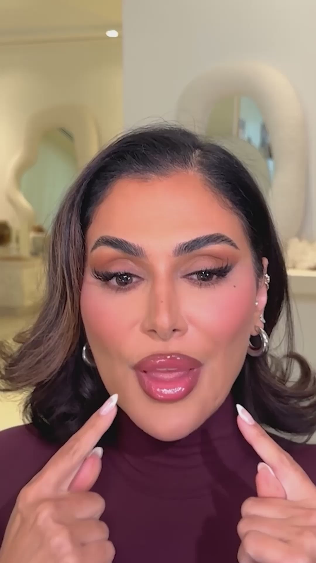 Rich Brown Cherry Kit signature cherry lip look application