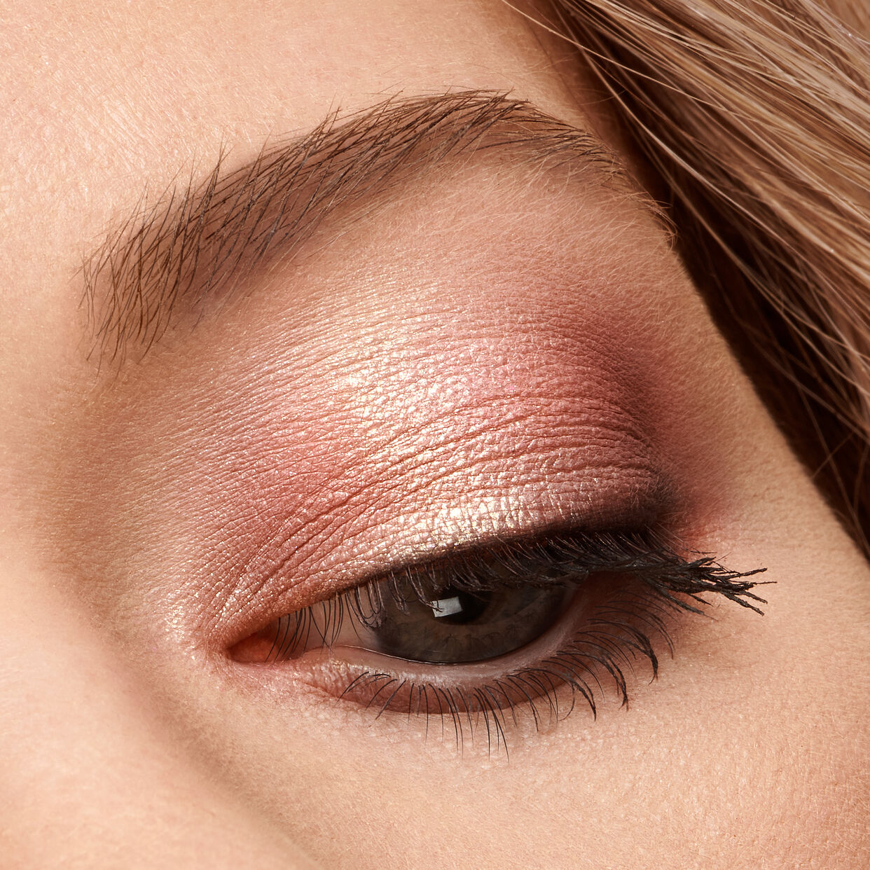 NUDE Obsessions Eyeshadow Palette | HUDA BEAUTY