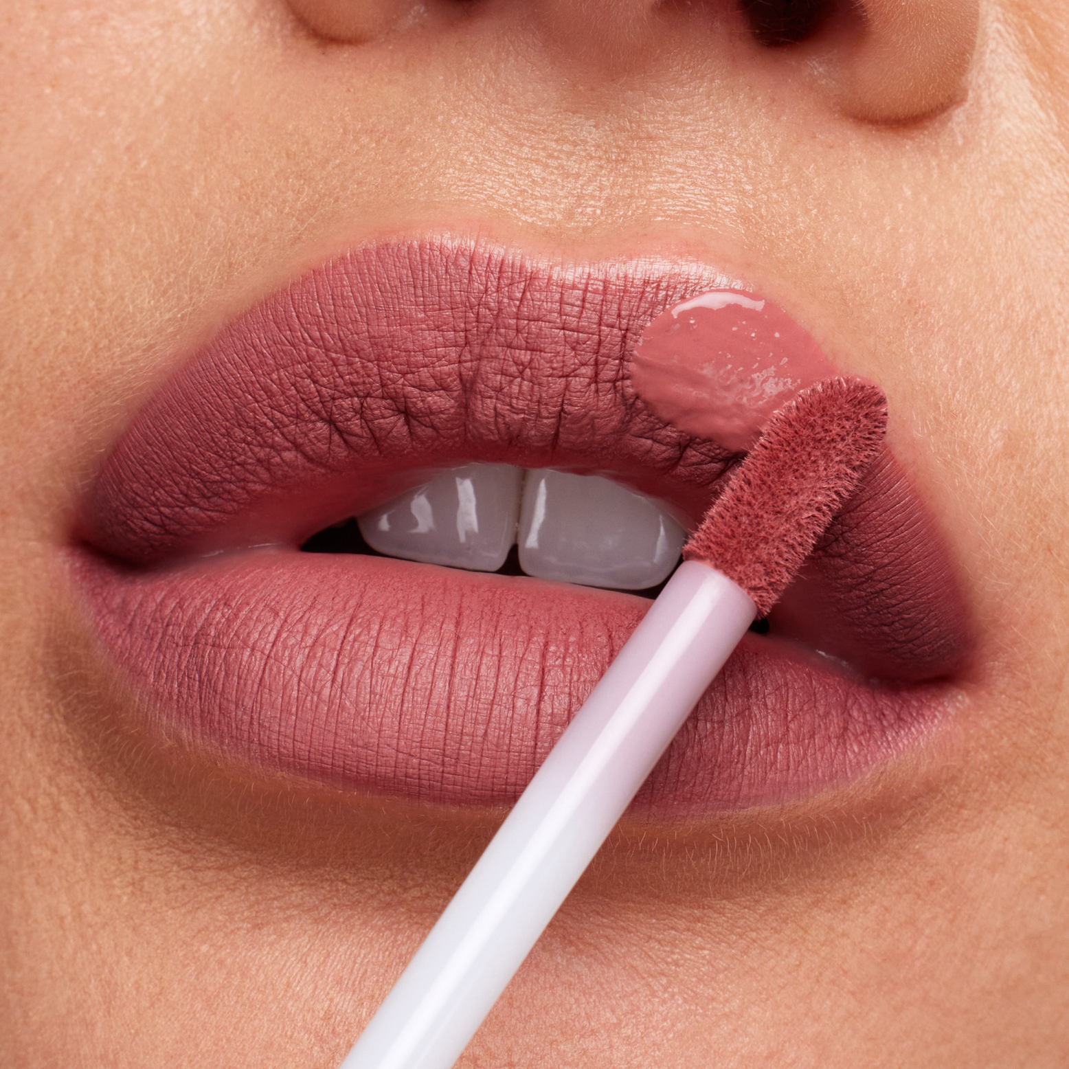 Huda Beauty- OG Liquid Matte Lipstick (Raw) – Amreki